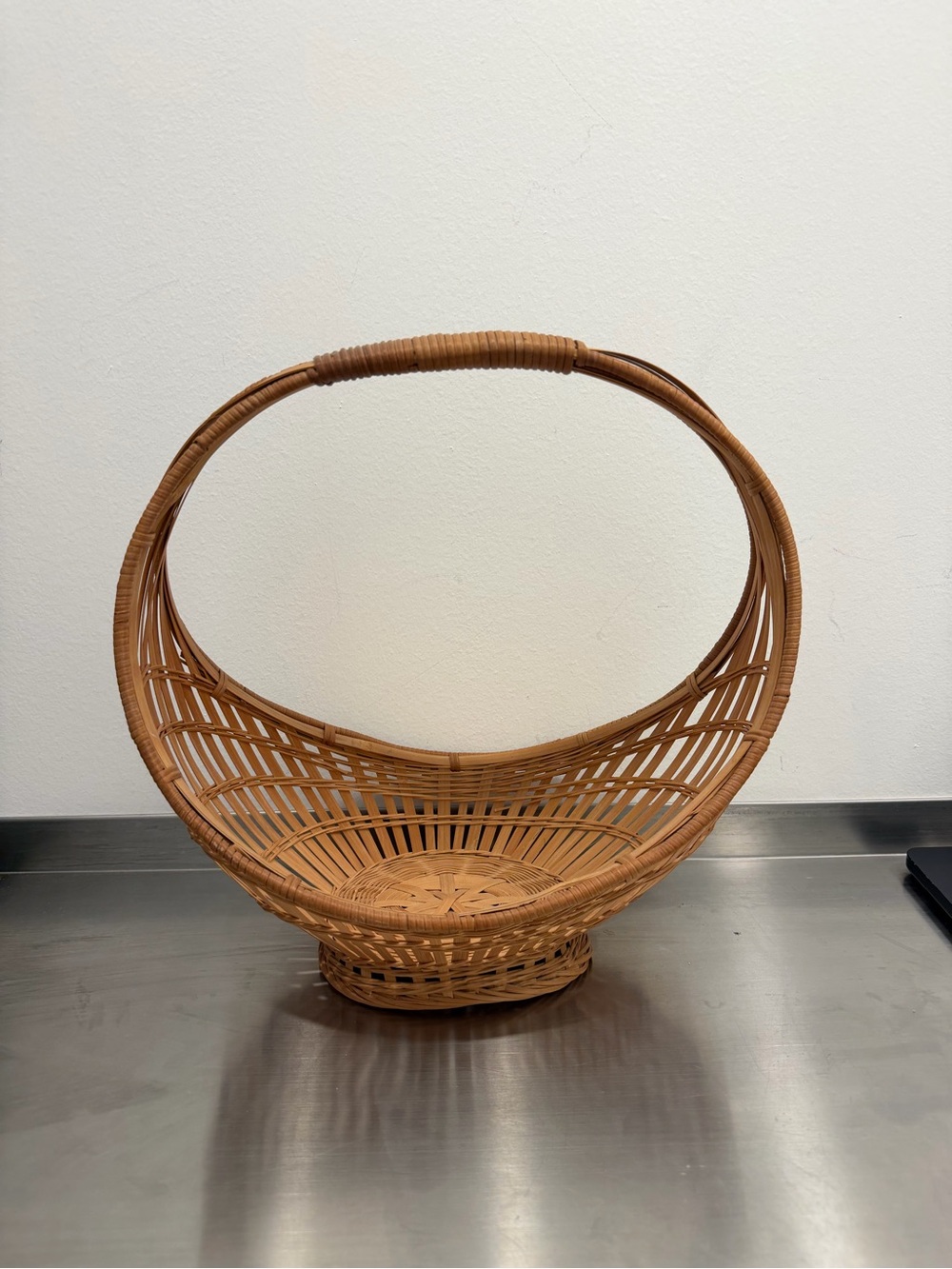 Vintage Wicker Round Handled Oval Gathering Centerpiece Basket